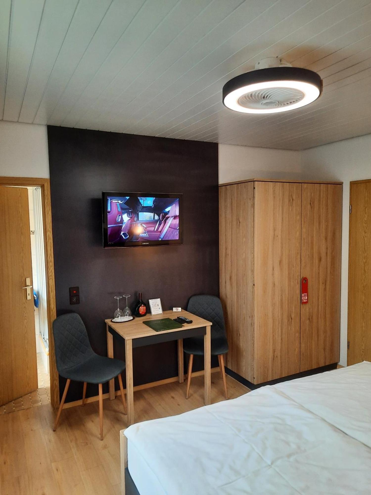 Landgasthof Gruener Baum Regnitzlosau Kamer foto